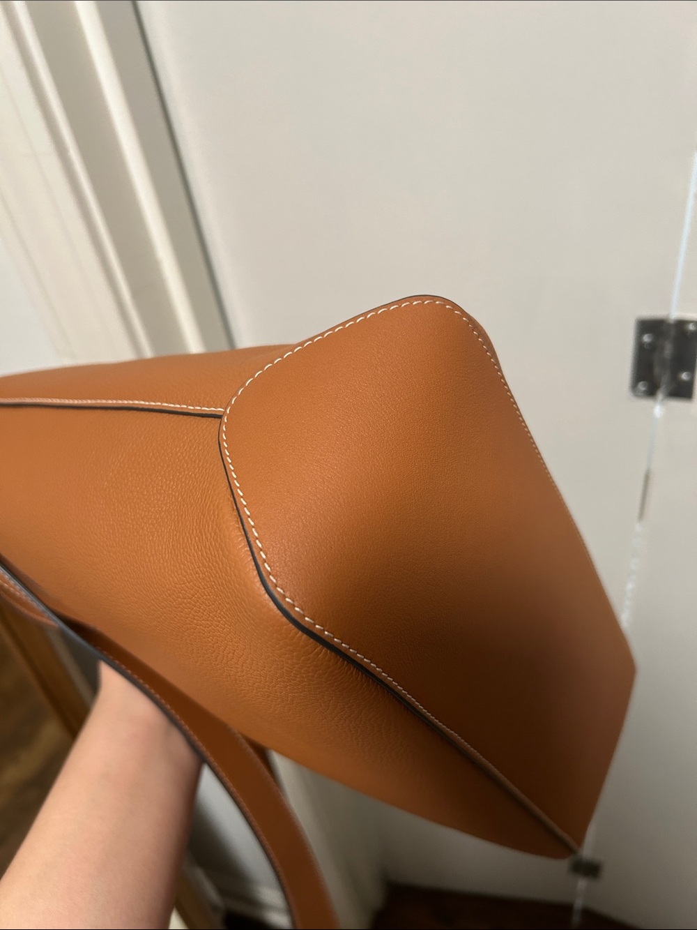 Stow London Curve Bag - Picture 9 of 15